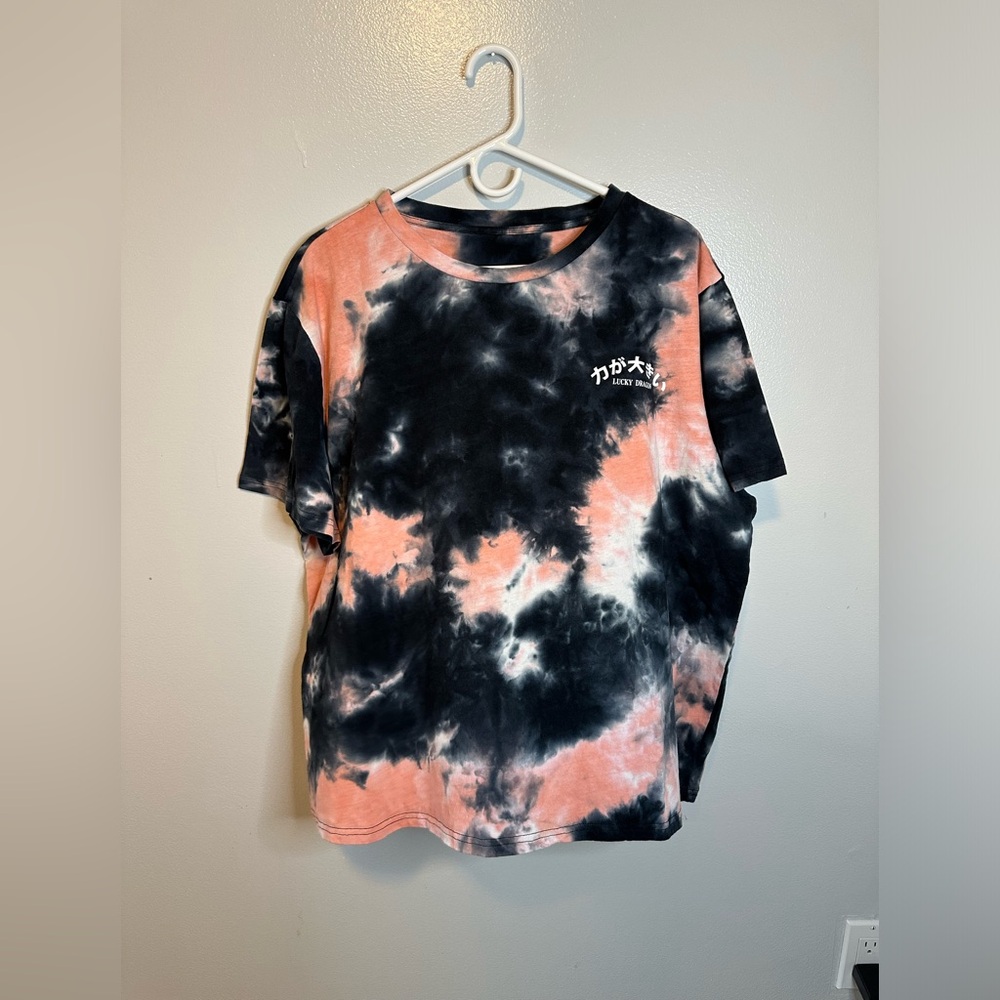 Men’s Graphic Tee Size XL